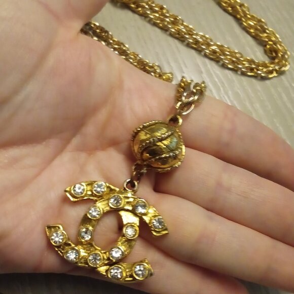 🚨SOLD🚨🩷✨Chanel Vintage Necklace Interlocking Strass/Crystal Necklace - Picture 7 of 16